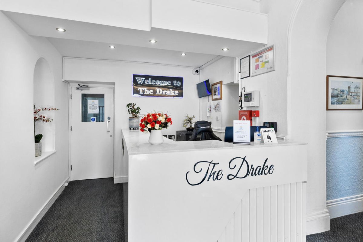 Drake Hotel Plymouth photo 5