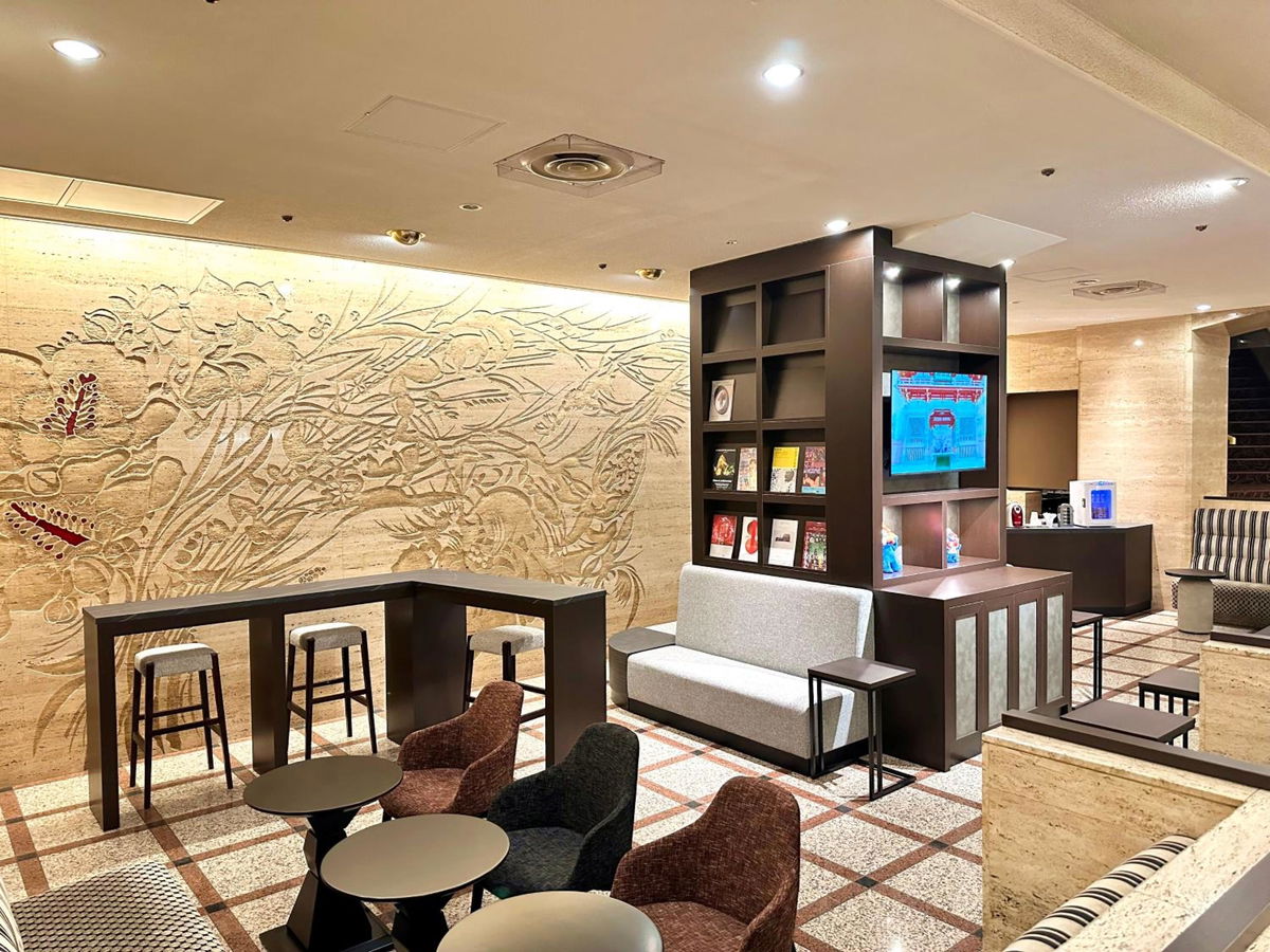 New Osaka Hotel photo 2