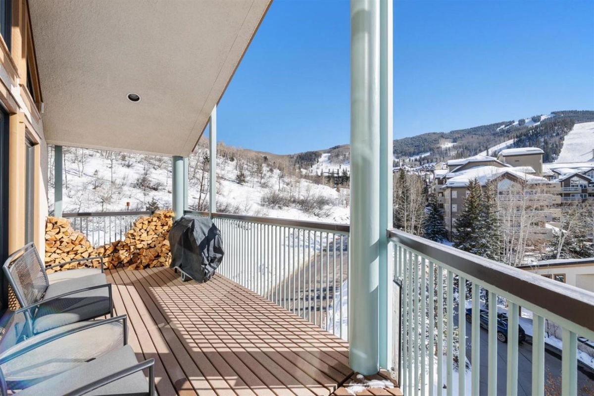 Luxury 4 Bedroom Penthouse Residence In Beaver Creek Village photo 3