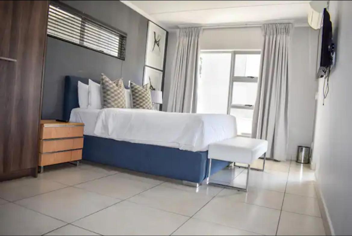 Luxury Apartment in Sandown photo 4