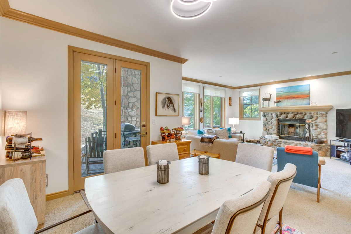 Luxury True Ski-InandSki-Out Beaver Creek Apartment! photo 2