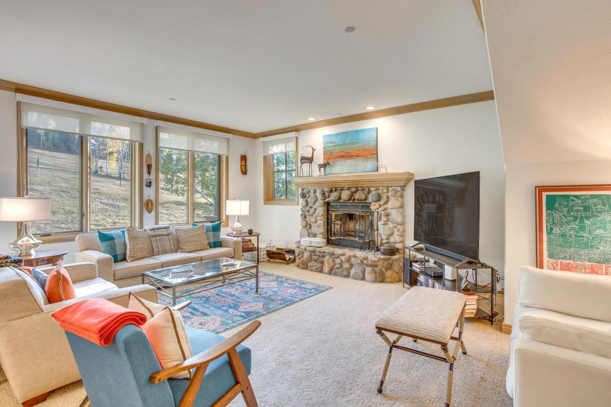 Luxury True Ski-InandSki-Out Beaver Creek Apartment! photo 4