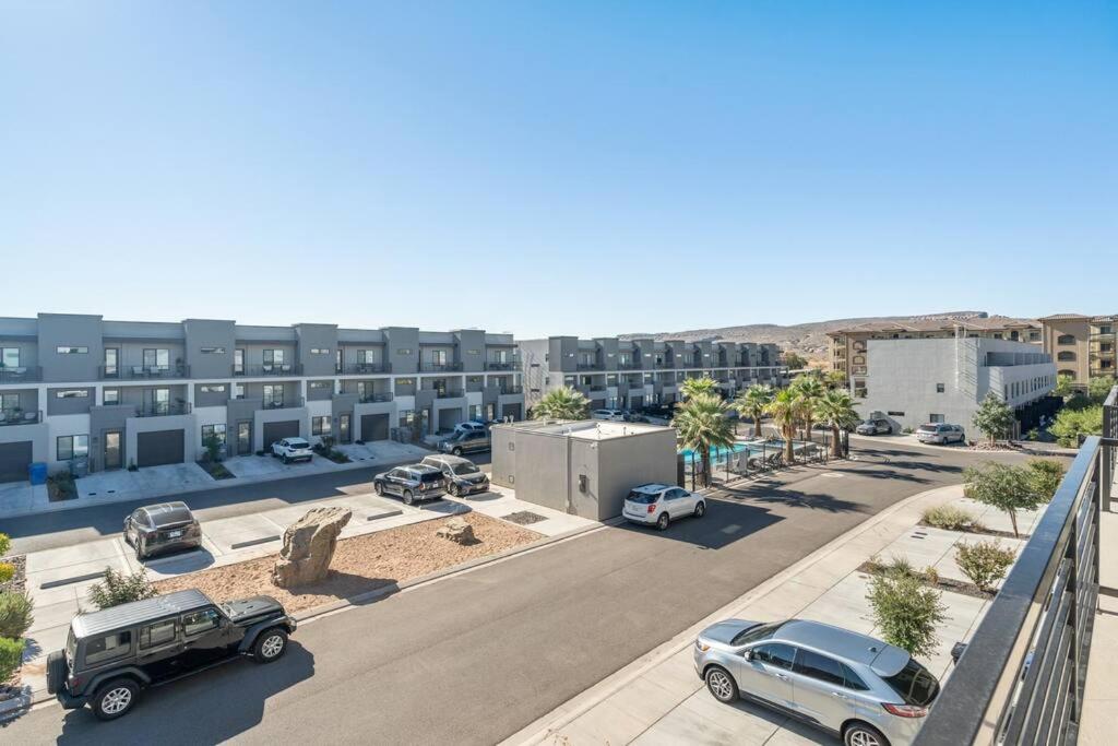 Entire Home with Pickleball, Resort Pool & Hot Tub in St. George, us