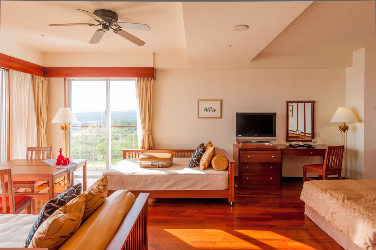 Kanucha Bay Hotel & Villas photo 3
