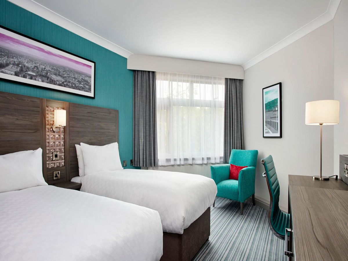 Leonardo Hotel Cheltenham photo 2