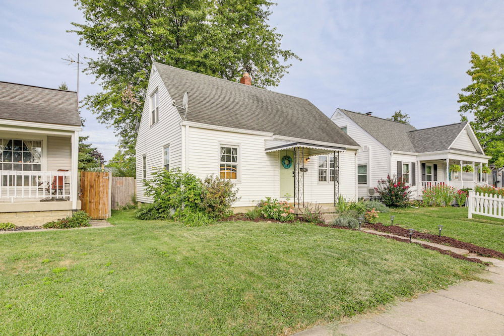 2 Blocks to Main St: Walkable Beech Grove Home! photo 3