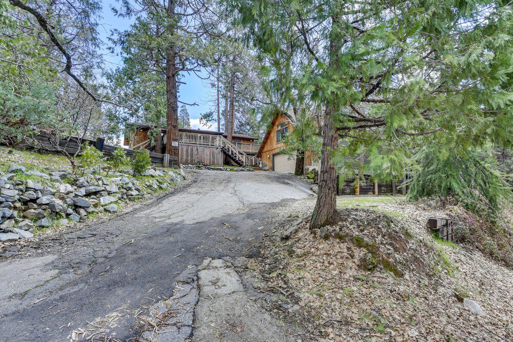 9 Mi to Bass Lake: Cabin w/ Fire Pit in Wishon! photo 2
