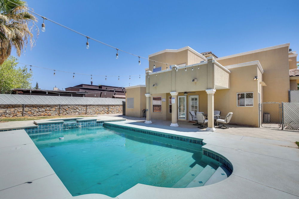Patio, Pool & Spa: Family Retreat in Horizon City! in El Paso, US
