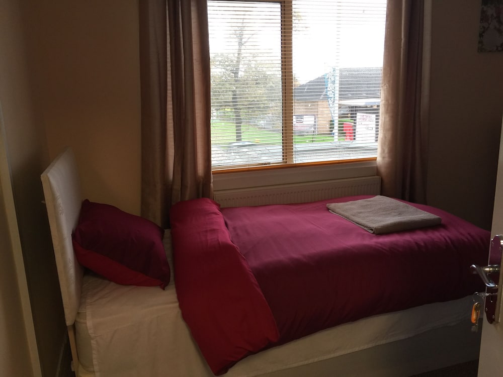 Laughing Buddha Guest House in Glasgow, GB