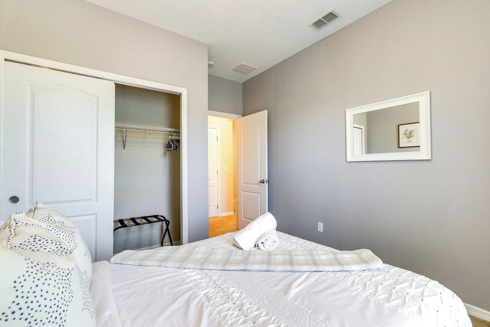Gibsonton Vacation Rental w/ Private Patio! photo 2