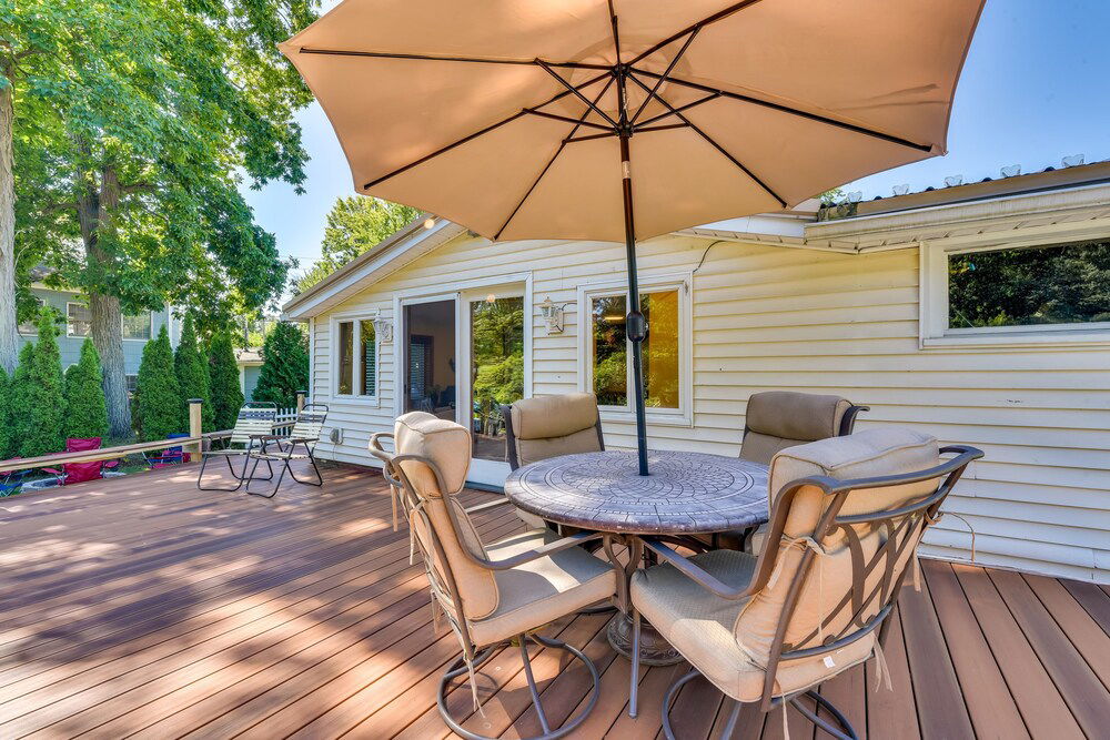 Waterfront Chautauqua Lake Retreat: Dock, Kayaks!