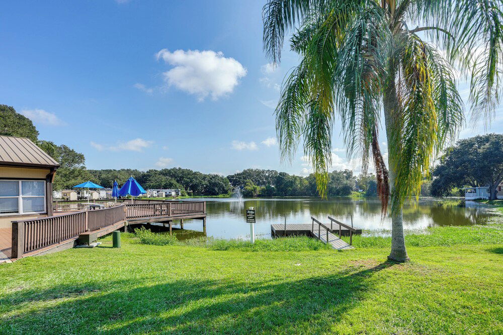 Lakeland Cottage w/ Pool Access + Screened Porch! photo 2
