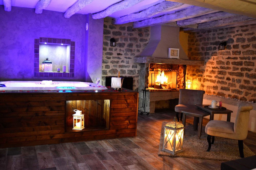 Suites du Domaine de Vandenesse & Spa